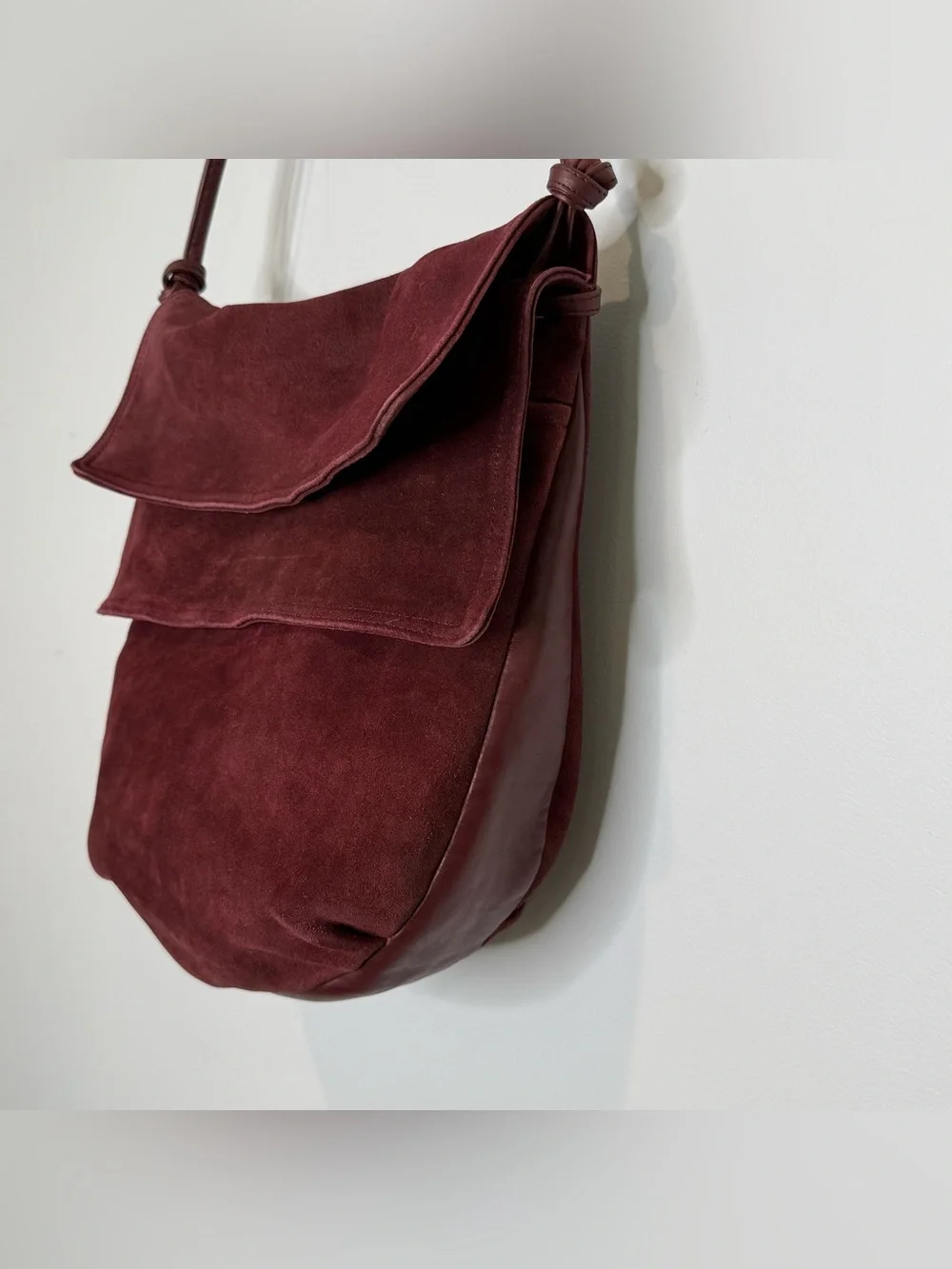 Vintage Bottega Veneta maroon suede and leather shoulder bag